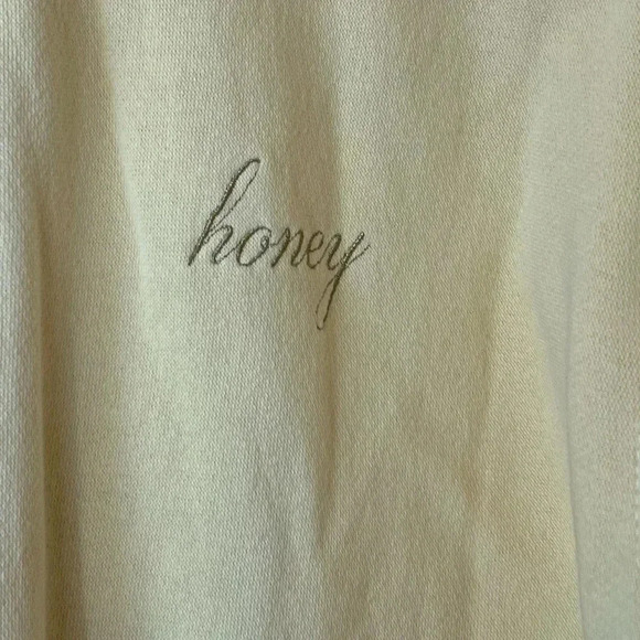 J Galt Brandy Melville Honey Crewneck - Picture 4 of 6